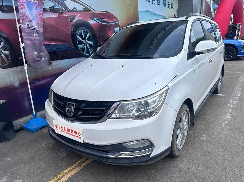 Baojun 730 2016 1.5L Manual Luxury 7-Seater