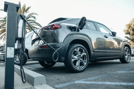 BEV vs PHEV vs HEV vs EREV: What Importers Need to Confirm Before Sourcing